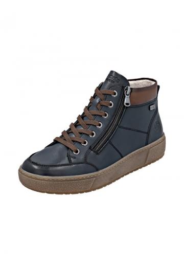 Ботинки на шнуровке