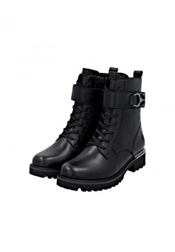 Ботинки на шнуровке