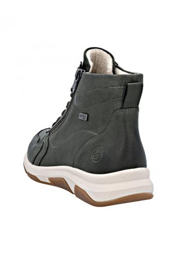 Ботинки на шнуровке