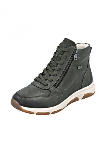 Ботинки на шнуровке