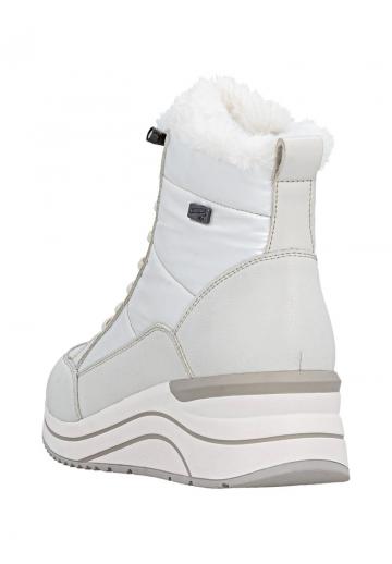 Сапожки на танкетке