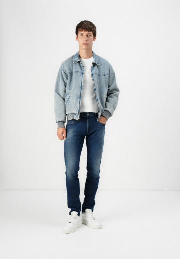 Узкие джинсы