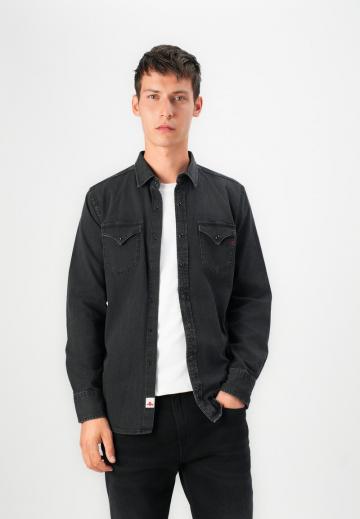 Узкие джинсы