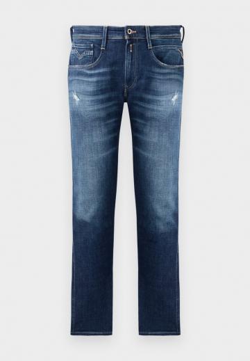 Узкие джинсы