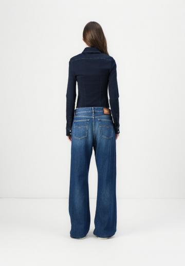 Свободные джинсы