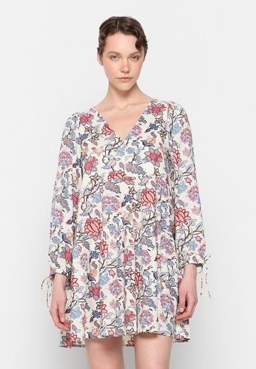 Короткое платье