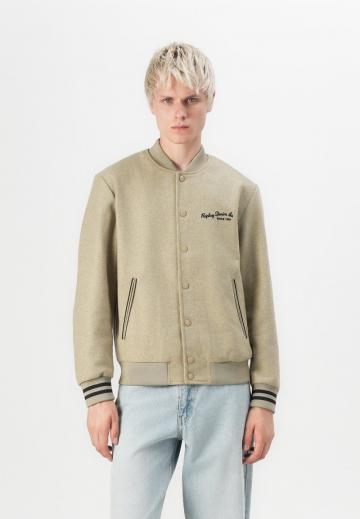 Куртка бомбер