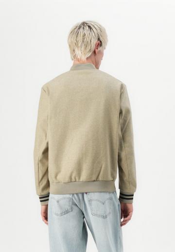 Куртка бомбер