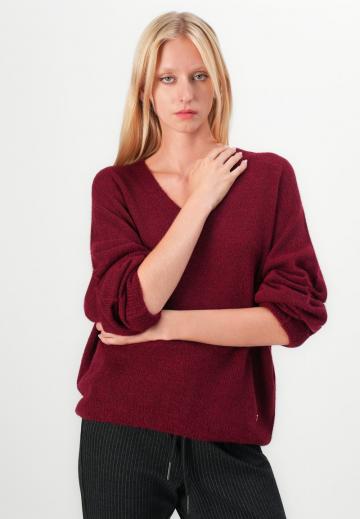 Длинный пуловер