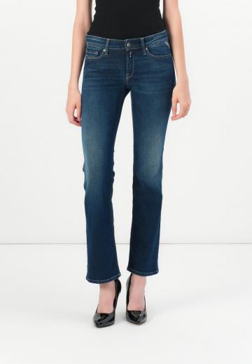 Клешеные джинсы