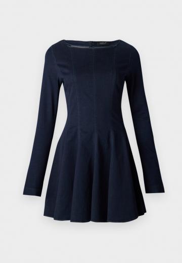 Джинсовое платье