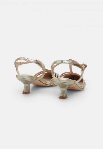 Туфли с ремешком