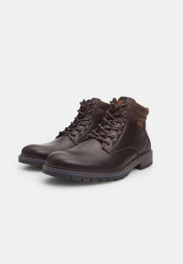 Зимние ботинки