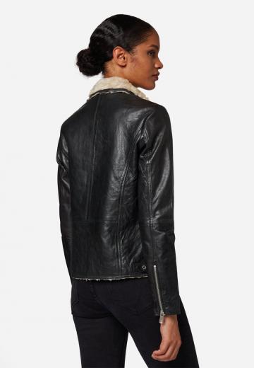Кожаная куртка
