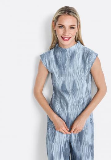 Атласная блузка