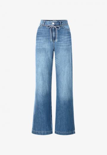 Клешеные джинсы