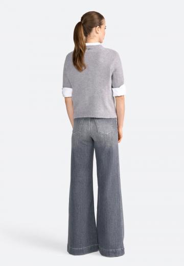 Клешеные джинсы