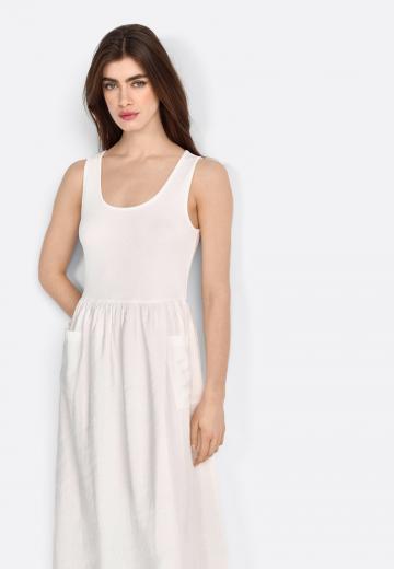 Вязаное платье