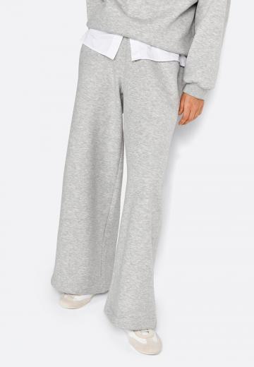 Спортивные штаны