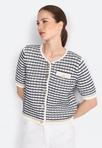 Вязаная кофта