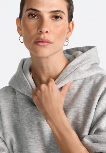 Пуловер с капюшоном