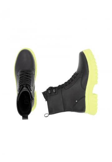 Широкие сапоги