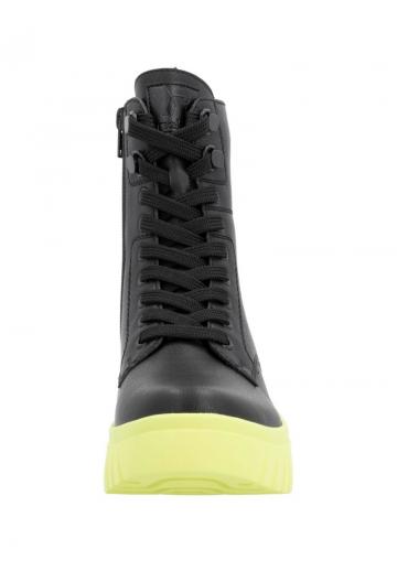 Широкие сапоги