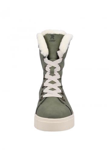 Зимние ботинки