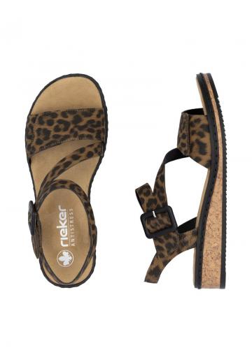 Босоножки на танкетке