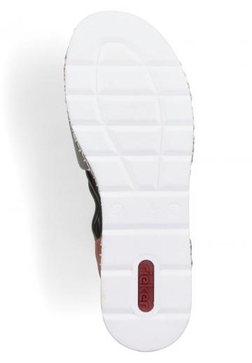 Босоножки на танкетке