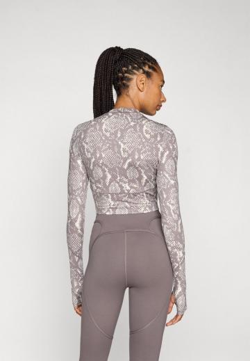 Спортивная майка