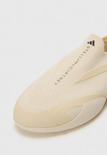 Тренировочные кроссовки