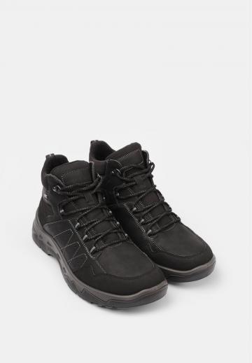 Ботинки на шнуровке