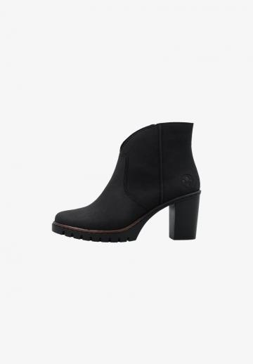 Полусапожки на высоком каблуке