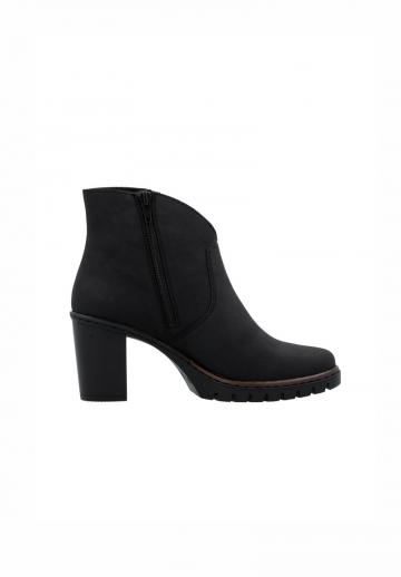 Полусапожки на высоком каблуке