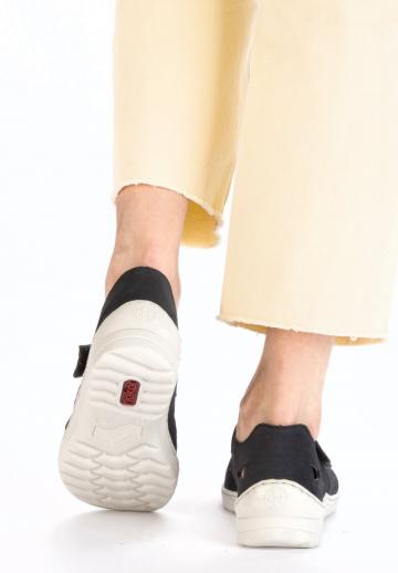 Спортивные балетки