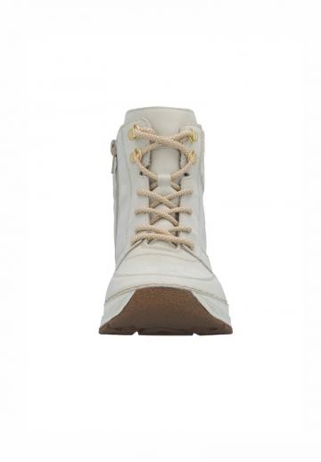 Ботинки на шнуровке