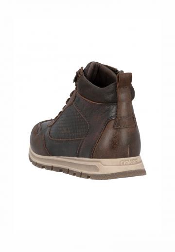 Ботинки на шнуровке