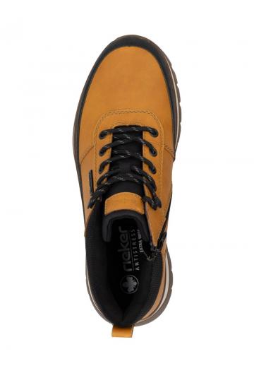 Ботинки на шнуровке