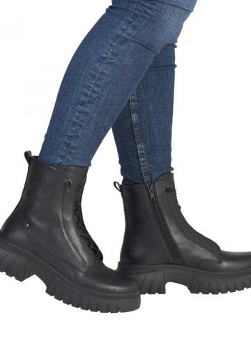 Полусапожки на платформе