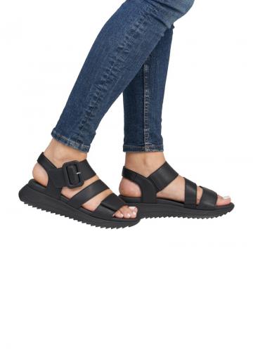 Босоножки на танкетке