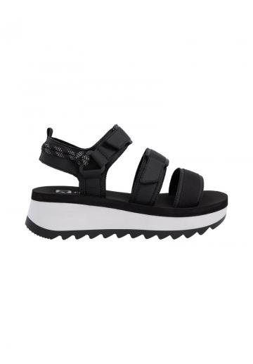 Босоножки на танкетке