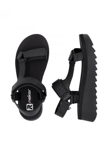 Босоножки на танкетке