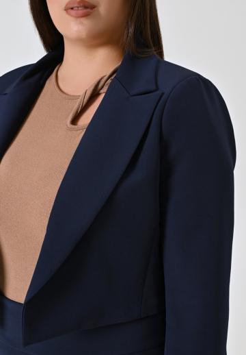 Короткая куртка