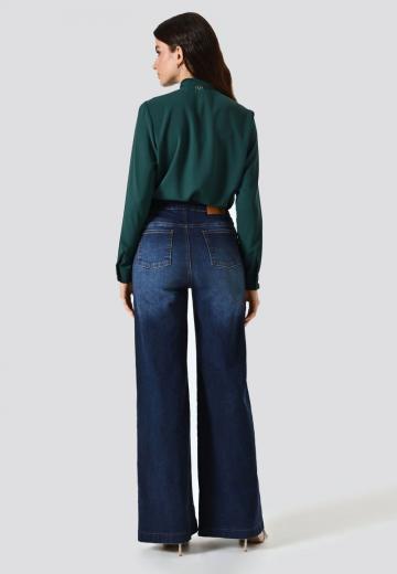 Клешеные джинсы