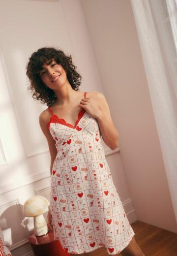 Короткое платье