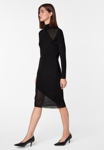 Платье футляр