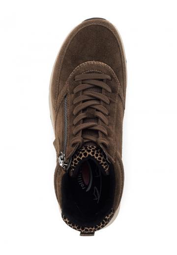 Сапожки на танкетке