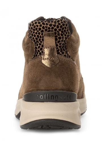 Сапожки на танкетке