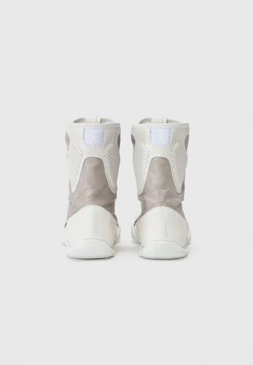 Сапожки на танкетке